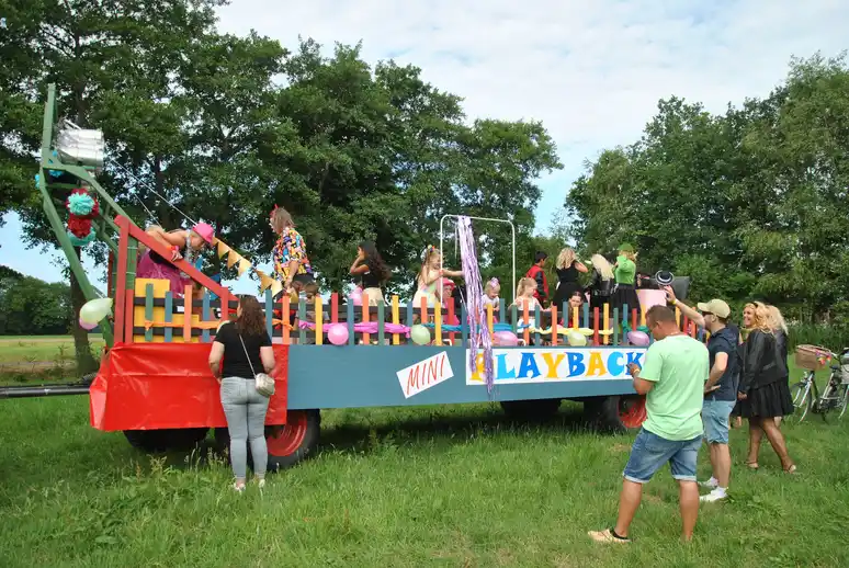 Oproep voor deelname aan de versierde wagens!